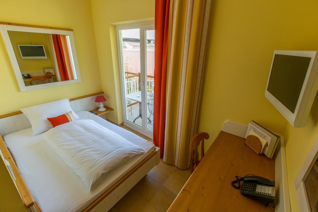 Hotel Elia Guntramsdorf Camera foto